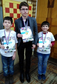 с медалями.jpg